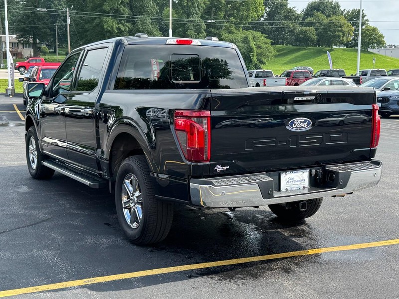 Ford F-150 Vehicle Full-screen Gallery Image 06