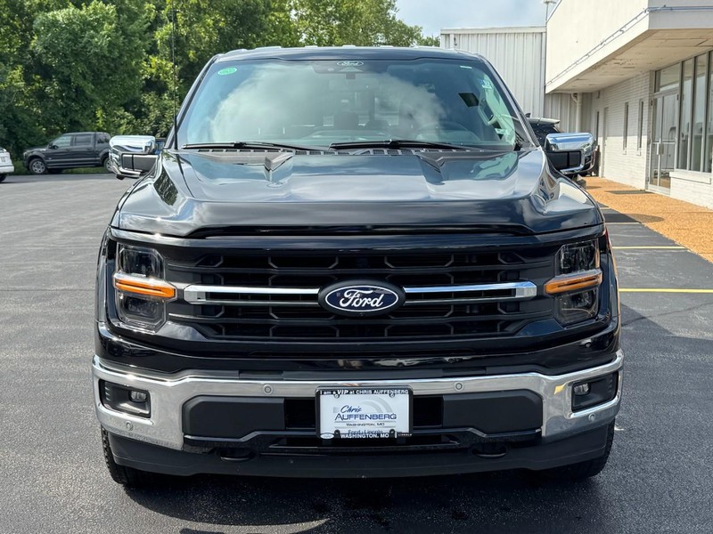 Ford F-150 Vehicle Full-screen Gallery Image 09