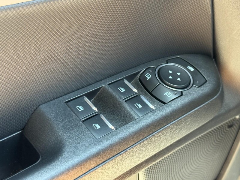 Ford Bronco Sport Vehicle Full-screen Gallery Image 22