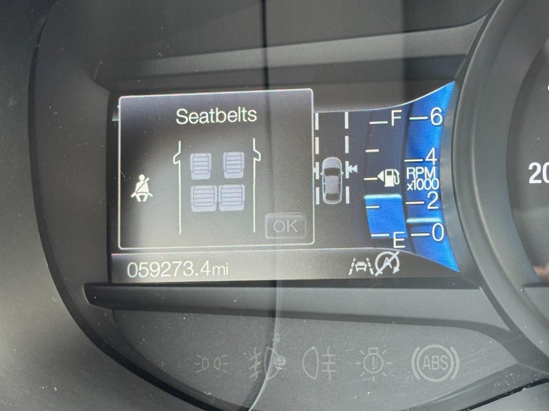 Ford Edge Vehicle Full-screen Gallery Image 18