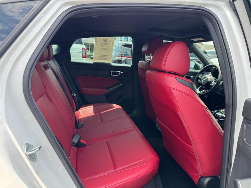 Acura Integra Vehicle Full-screen Gallery Image 10