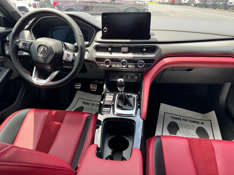 Acura Integra Vehicle Full-screen Gallery Image 11