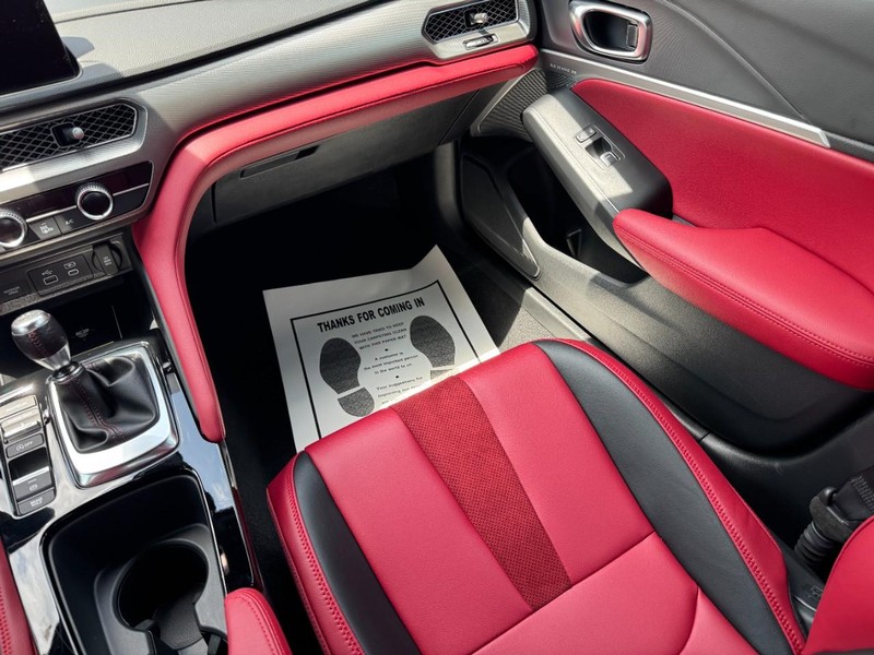 Acura Integra Vehicle Full-screen Gallery Image 15