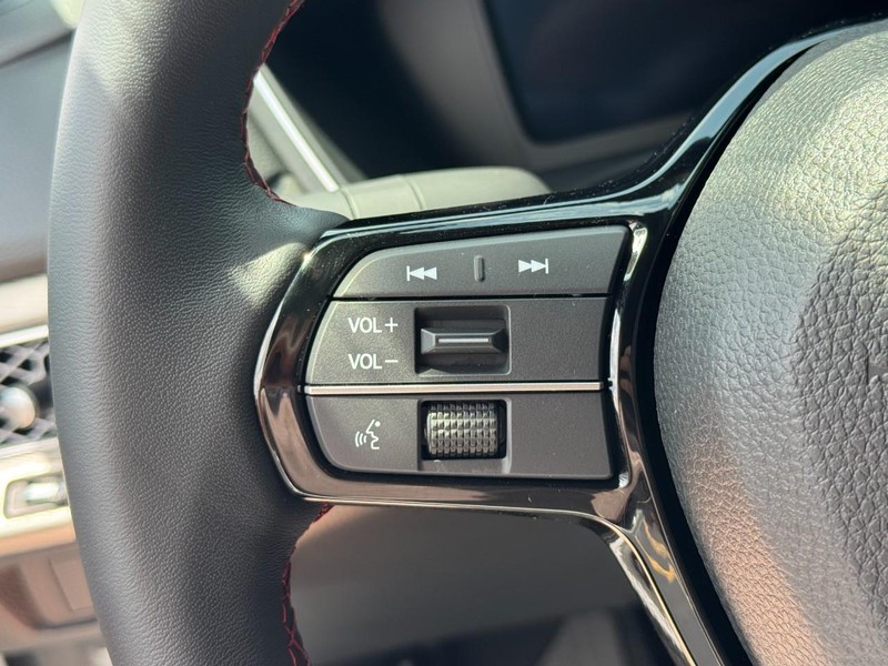 Acura Integra Vehicle Full-screen Gallery Image 17