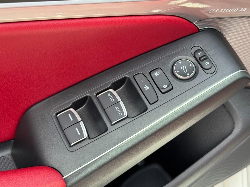 Acura Integra Vehicle Full-screen Gallery Image 23