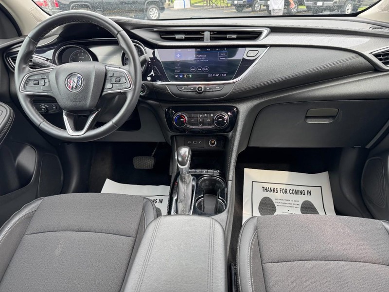 Buick Encore GX Vehicle Full-screen Gallery Image 11