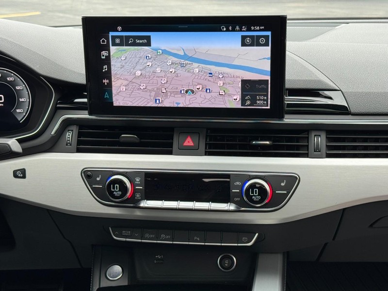Audi A4 Sedan Vehicle Full-screen Gallery Image 13