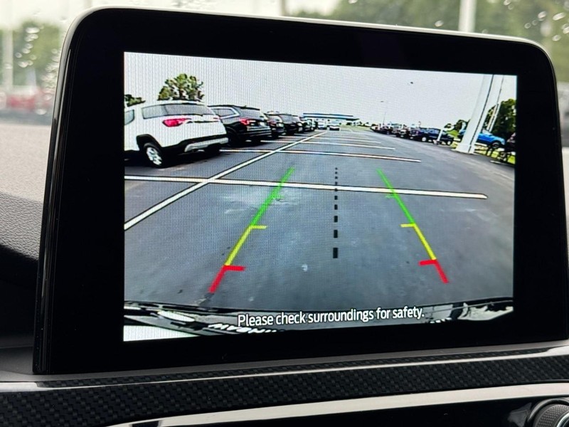 Ford Escape Vehicle Full-screen Gallery Image 21
