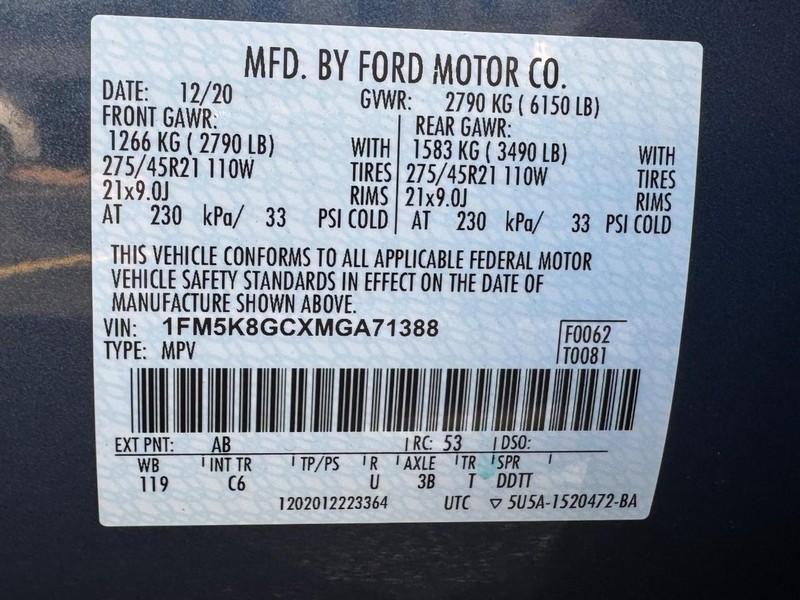 Ford Explorer Vehicle Full-screen Gallery Image 25