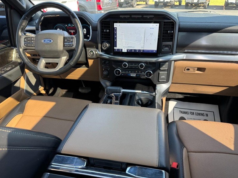 Ford F-150 Vehicle Full-screen Gallery Image 11