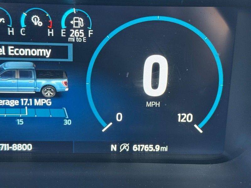 Ford F-150 Vehicle Full-screen Gallery Image 19