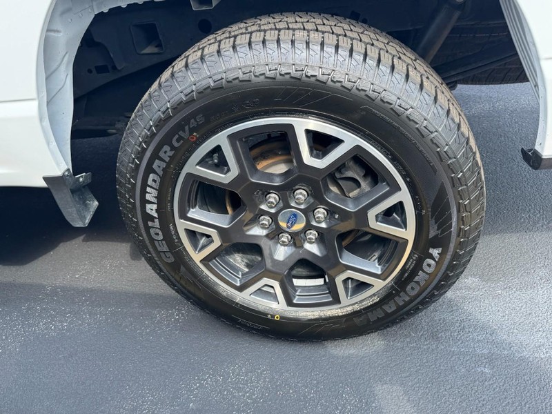 Ford F-150 Vehicle Full-screen Gallery Image 07