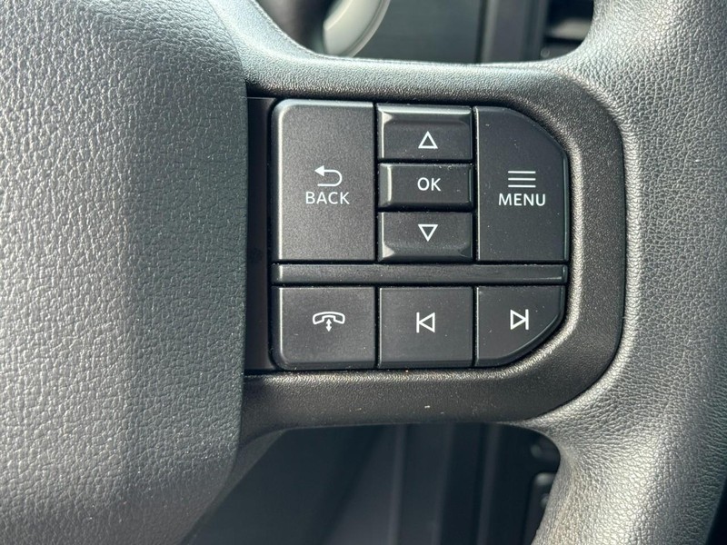 Ford F-150 Vehicle Full-screen Gallery Image 20