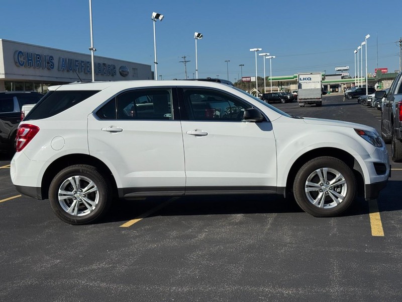 Chevrolet Equinox Vehicle Full-screen Gallery Image 01