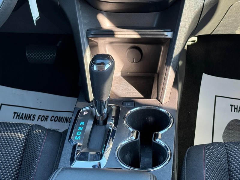 Chevrolet Equinox Vehicle Full-screen Gallery Image 14