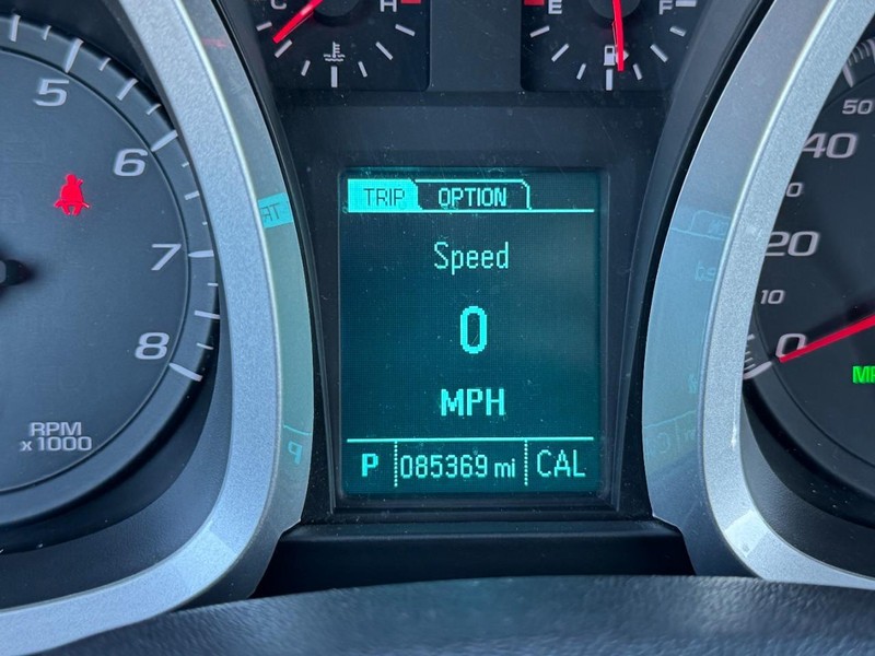 Chevrolet Equinox Vehicle Full-screen Gallery Image 18