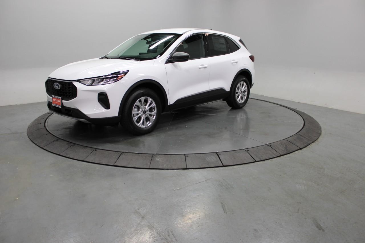 2023 Ox White Ford Escape Active AWD SUV