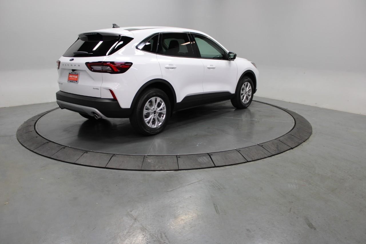 2023 Ox White Ford Escape Active AWD SUV