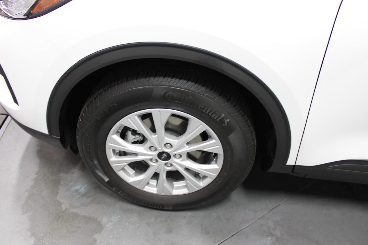 2023 Ox White Ford Escape Active AWD SUV
