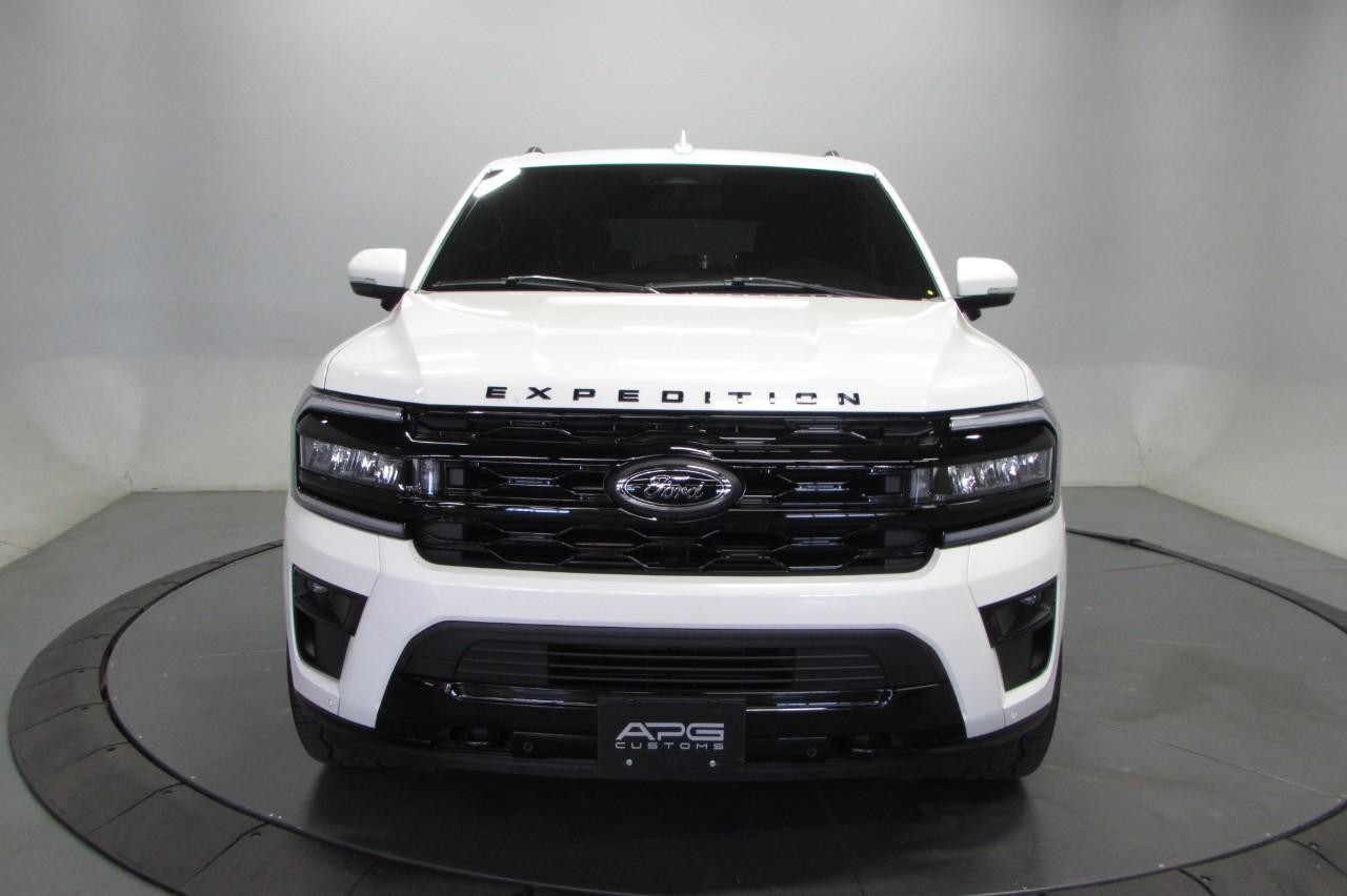 2024 Star White Metallic Tri-Coat Ford Expedition Max Limited 4X4 SUV
