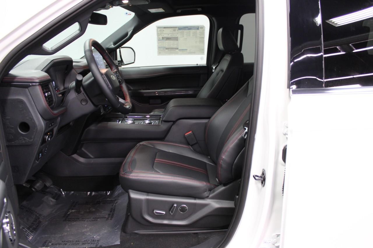 2024 Star White Metallic Tri-Coat Ford Expedition Max Limited 4X4 SUV