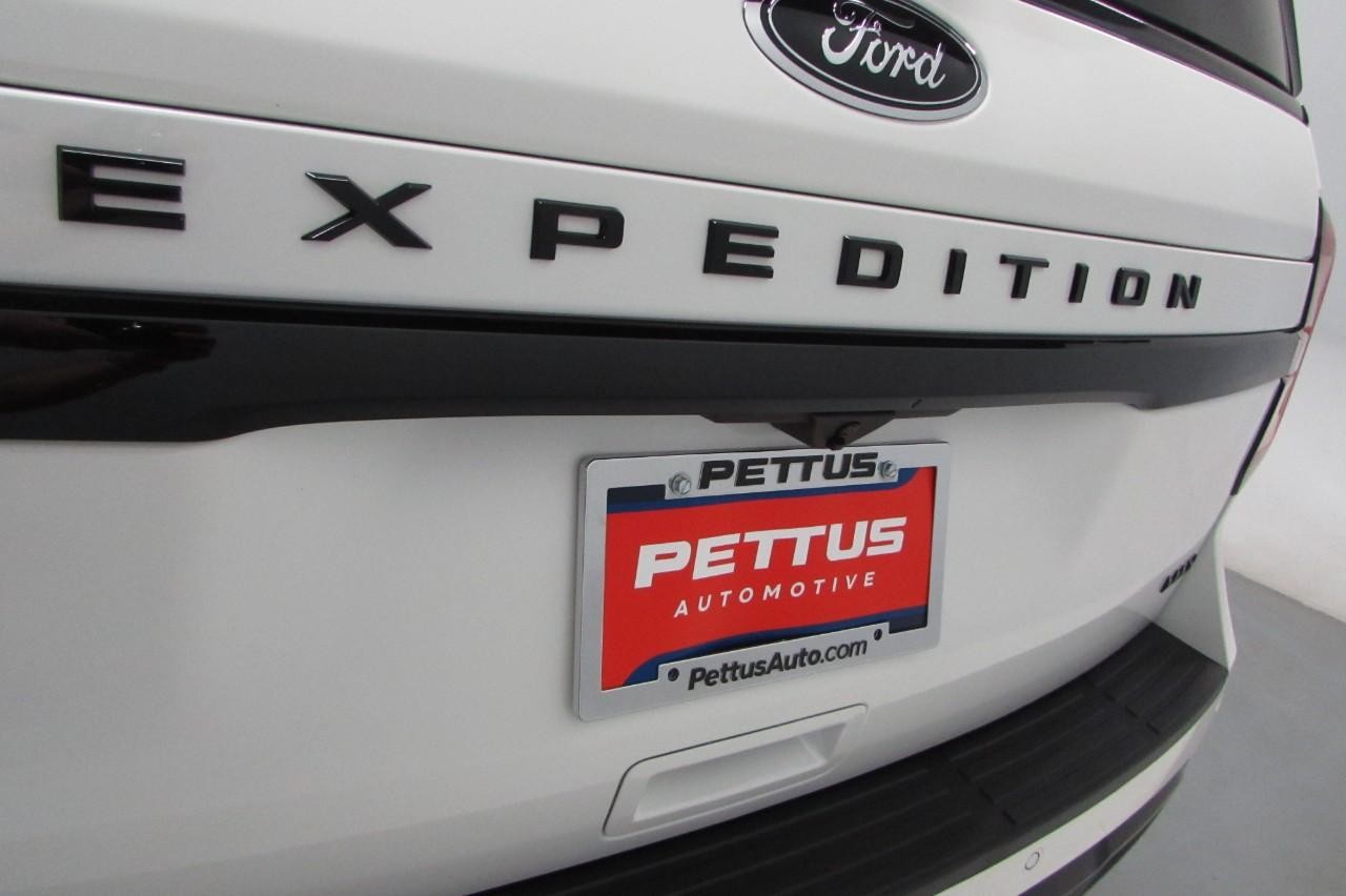 2024 Star White Metallic Tri-Coat Ford Expedition Max Limited 4X4 SUV