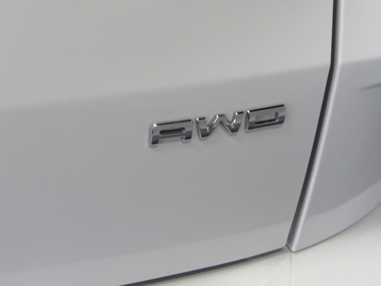 Ford Escape Vehicle Full-screen Gallery Image 31