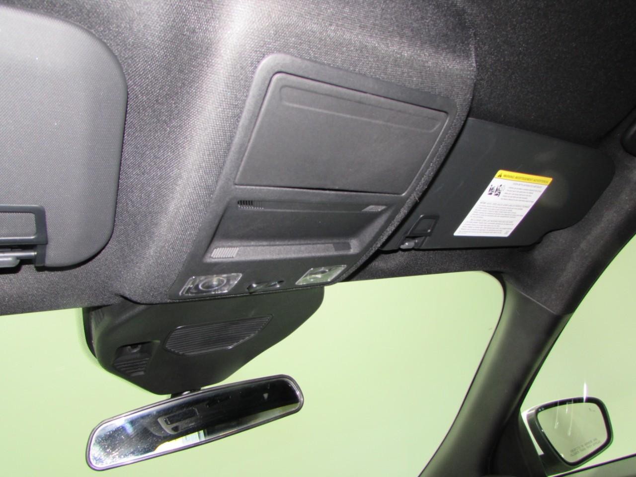 Ford Escape Vehicle Full-screen Gallery Image 39