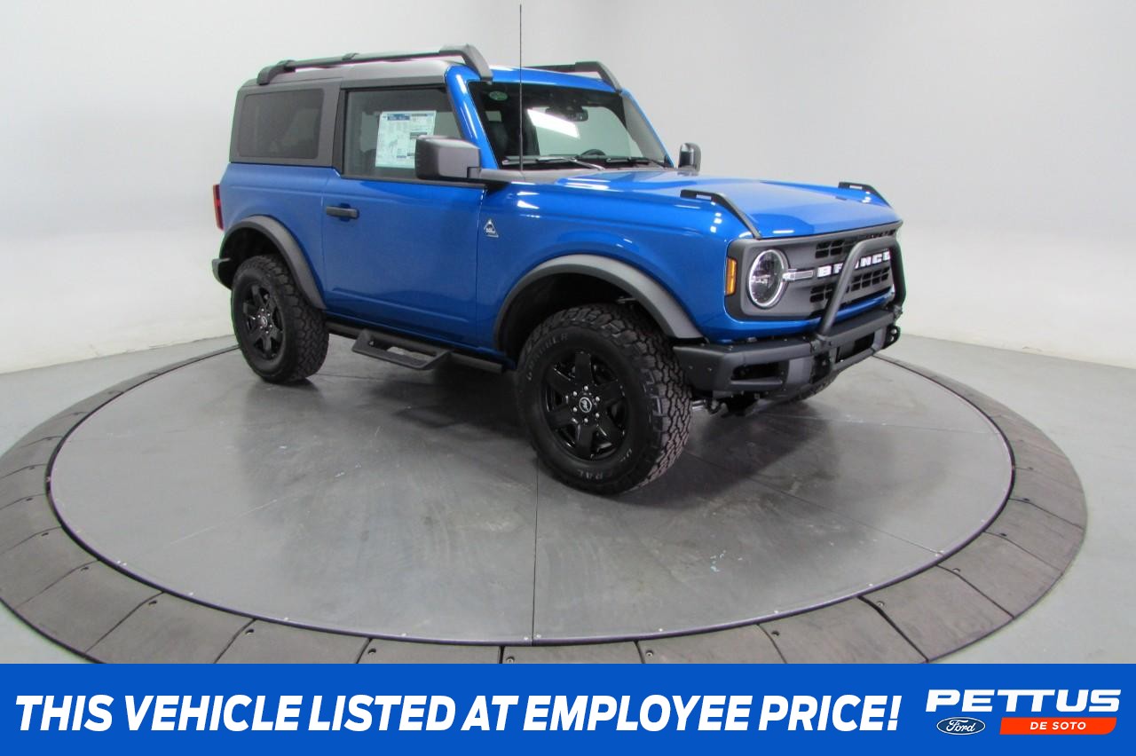 2024 Velo Blue Ford Bronco Black Diamond SUV