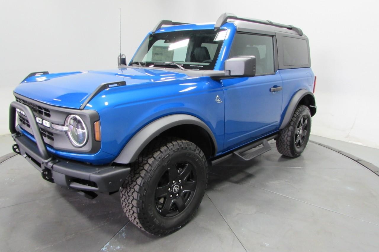 2024 Velo Blue Ford Bronco Black Diamond 4X4 SUV