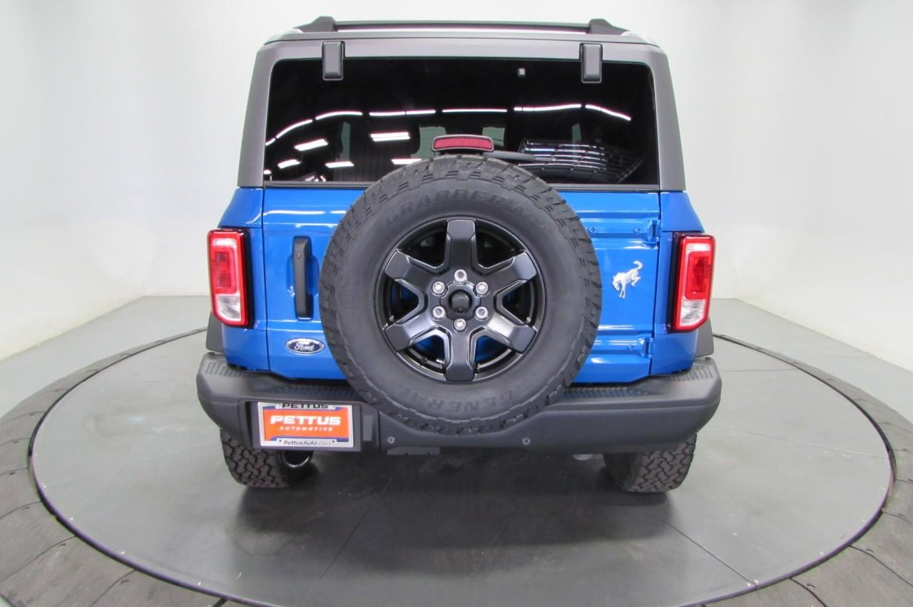 2024 Velo Blue Ford Bronco Black Diamond 4X4 SUV