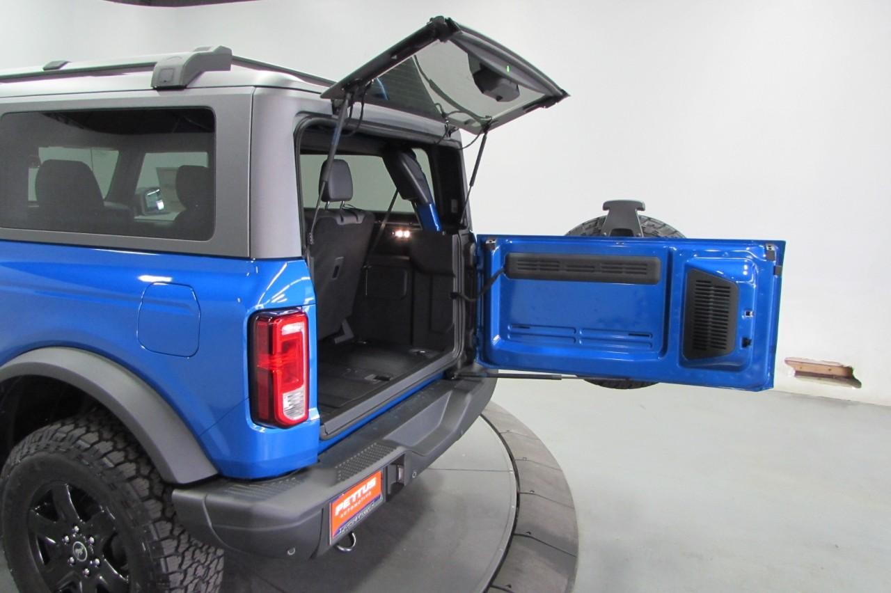 2024 Velo Blue Ford Bronco Black Diamond 4X4 SUV