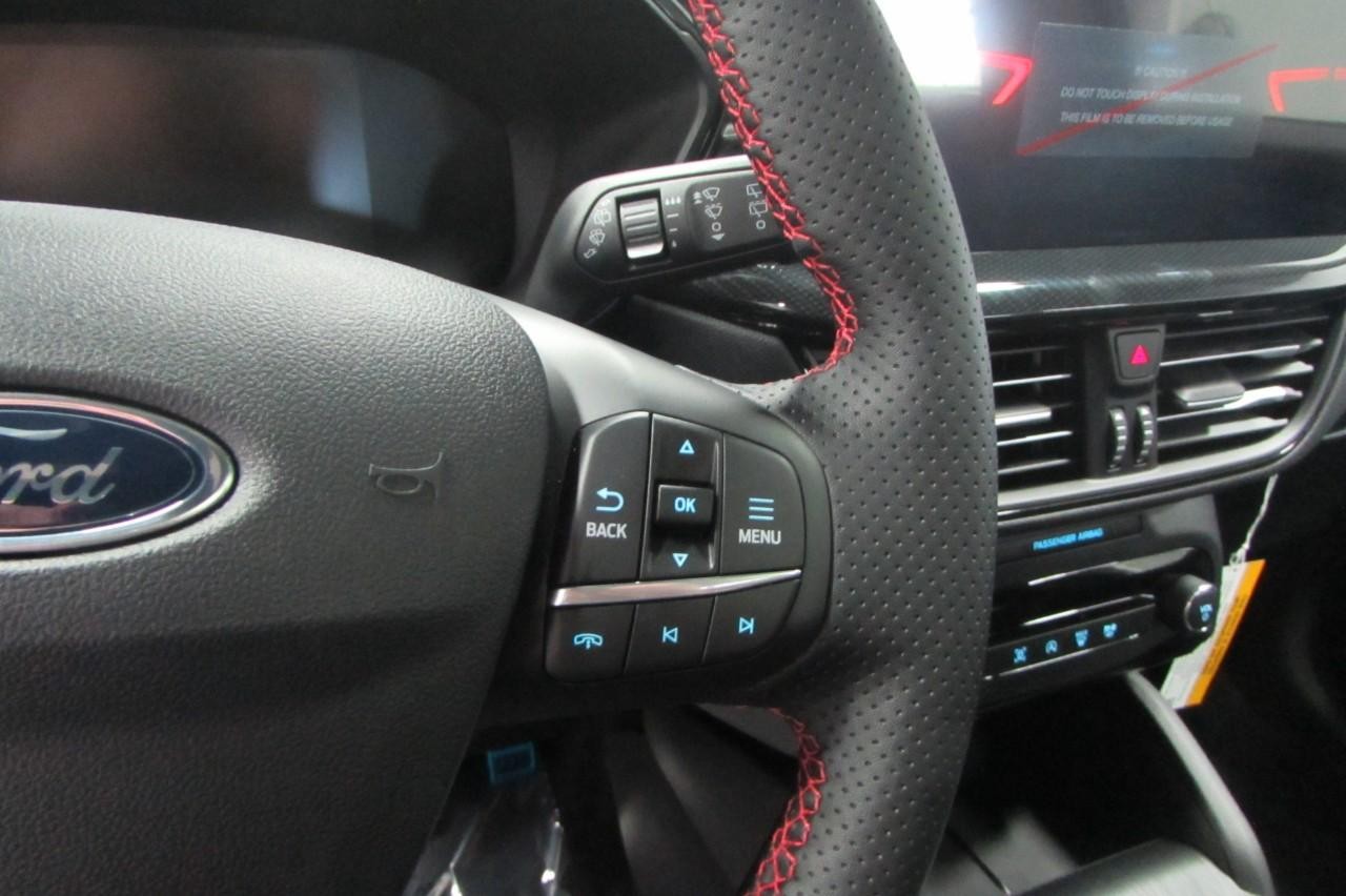 2024 Agate Black Metallic Ford Escape ST-Line FWD SUV