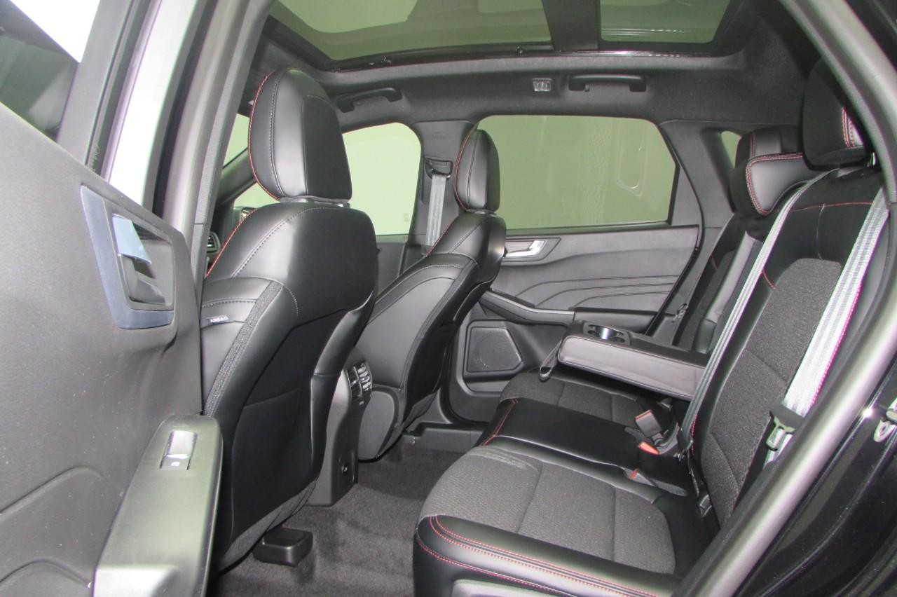 2024 Agate Black Metallic Ford Escape ST-Line FWD SUV