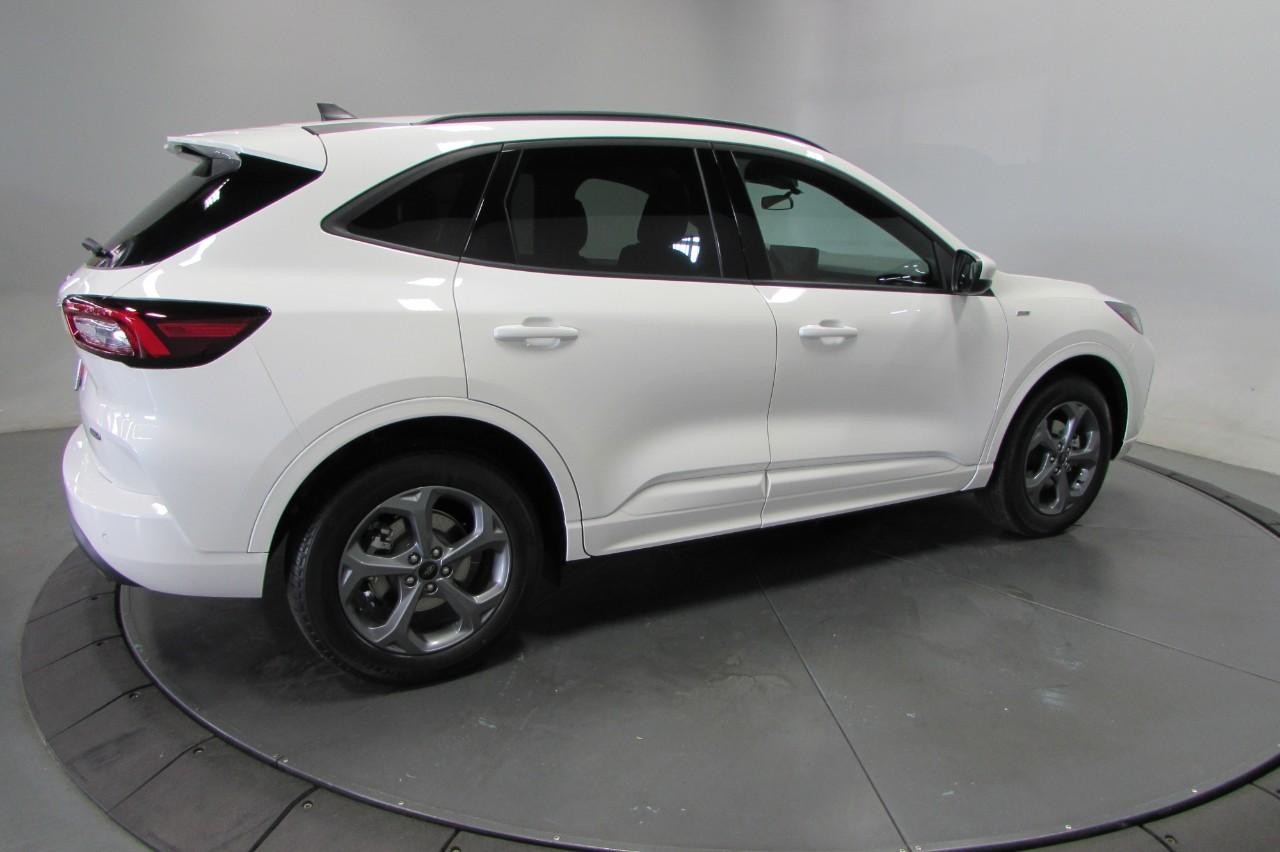 2024 Star White Metallic Tri-Coat Ford Escape ST-Line Select AWD SUV