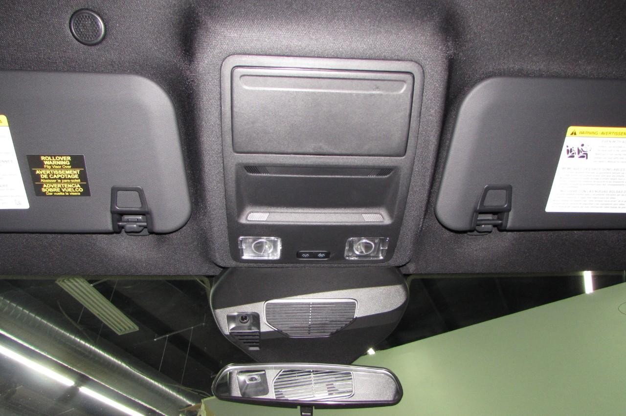 2024 Star White Metallic Tri-Coat Ford Escape ST-Line Select AWD SUV