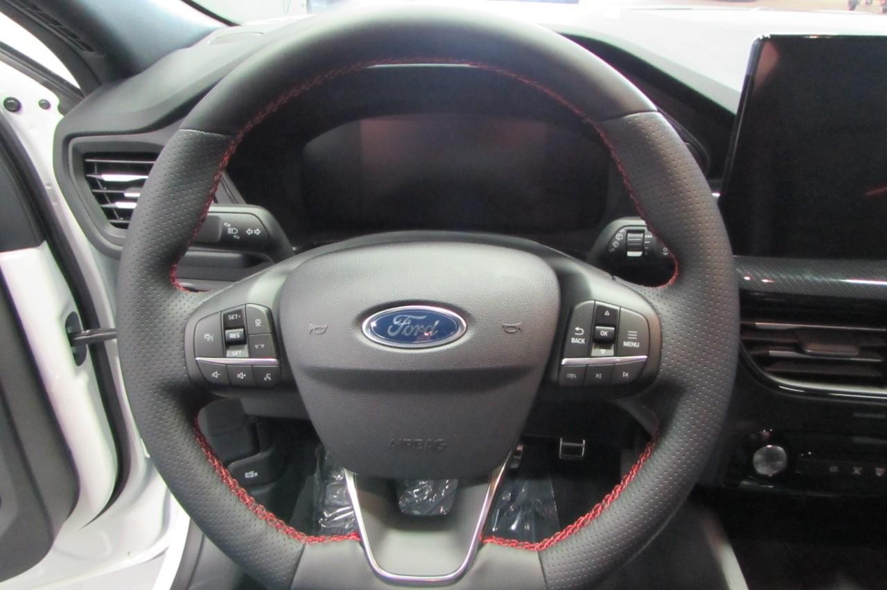 2024 Star White Metallic Tri-Coat Ford Escape ST-Line Select AWD SUV