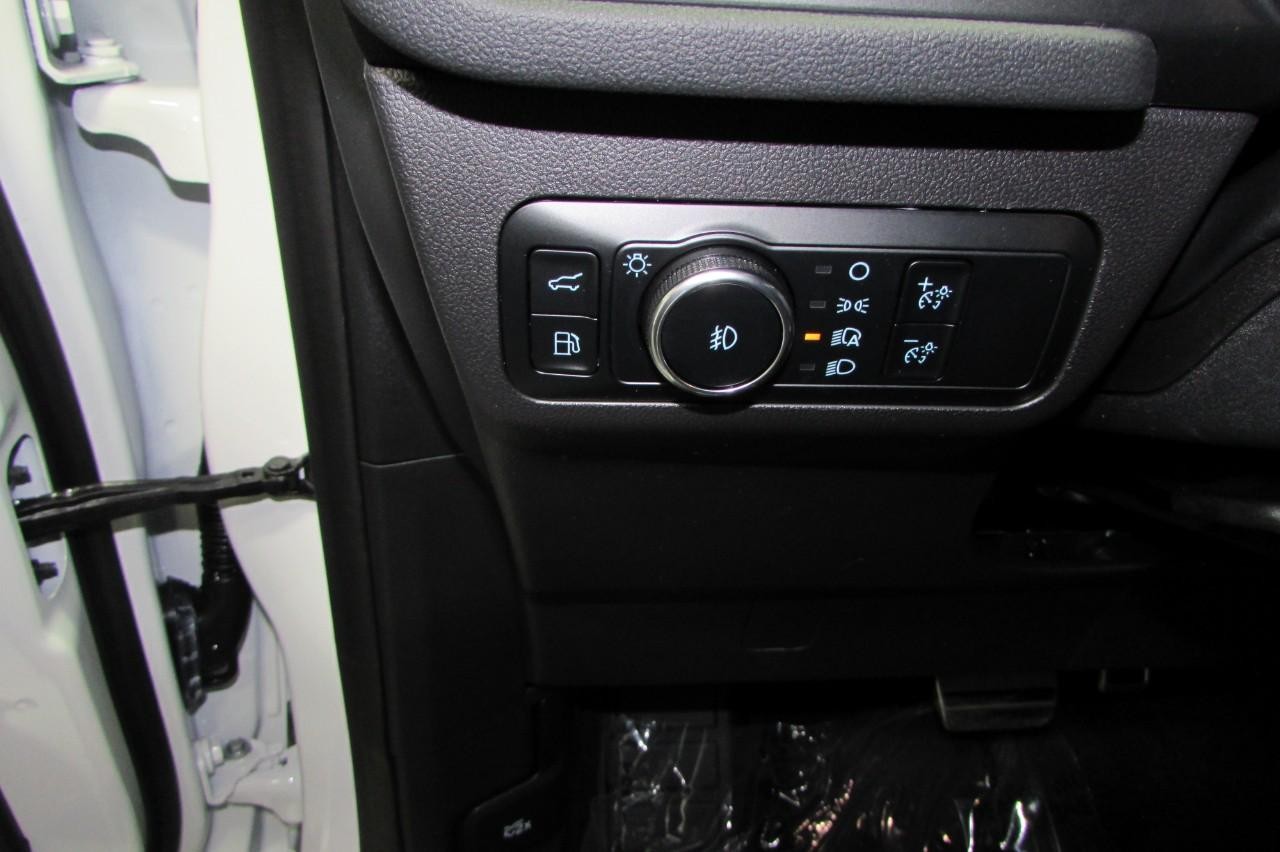2024 Star White Metallic Tri-Coat Ford Escape ST-Line Select AWD SUV