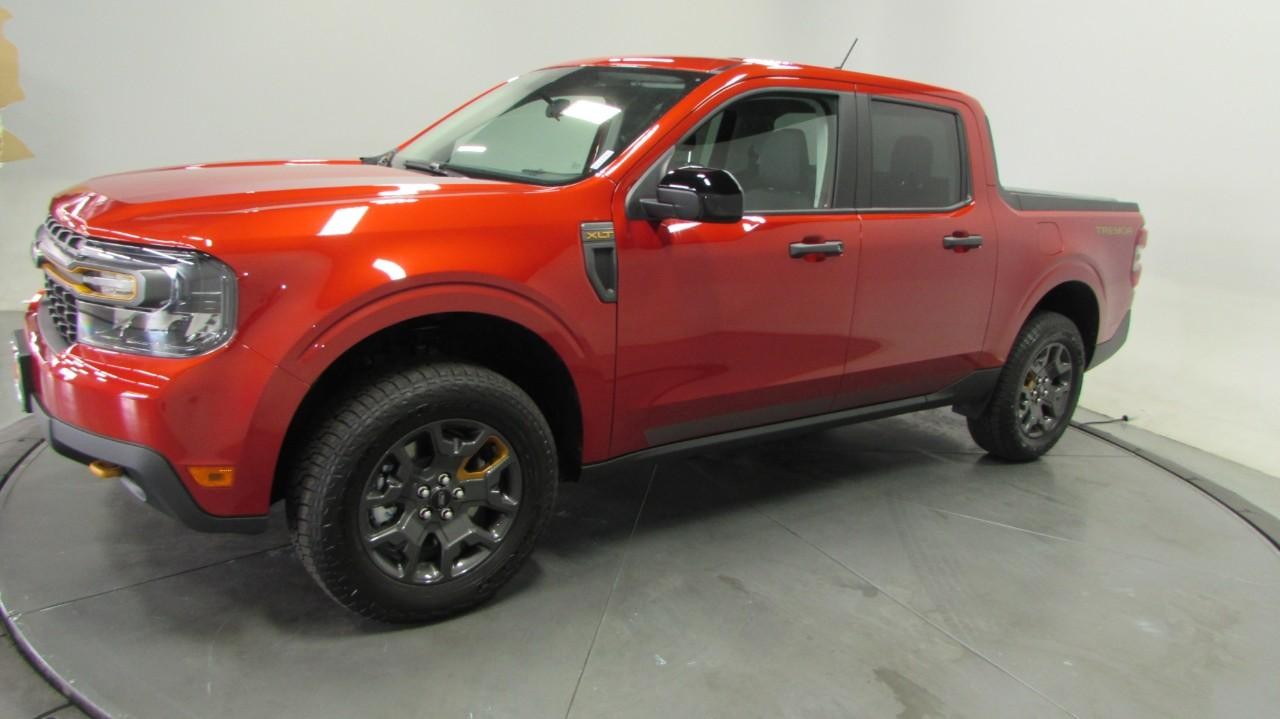 2024 Hot Pep Rd Ford Maverick XLT AWD Truck