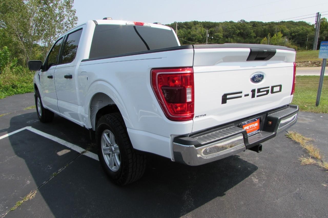 2022 Oxford White Ford F-150 XLT 4X4 Truck