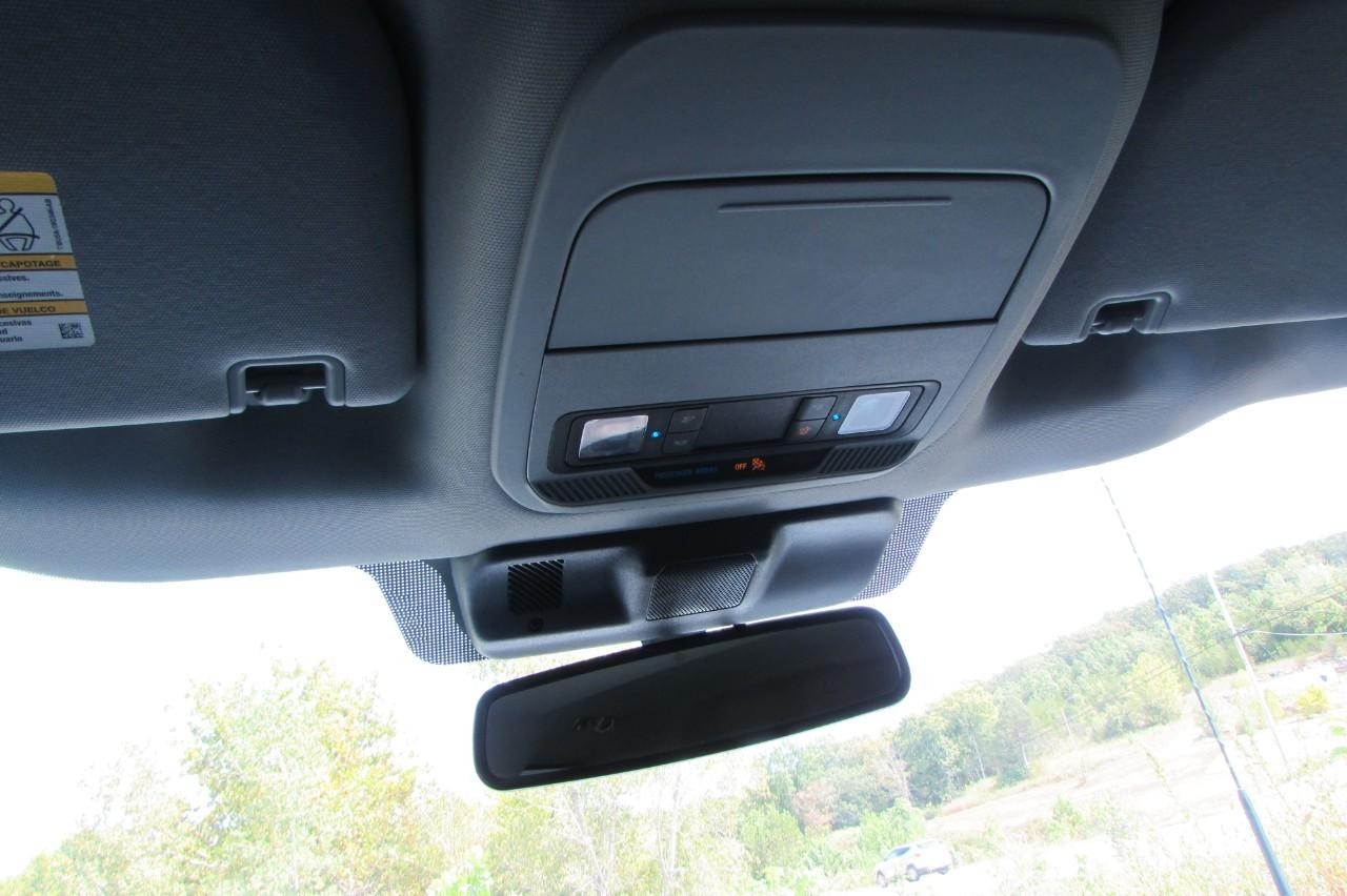 2022 Oxford White Ford F-150 XLT 4X4 Truck