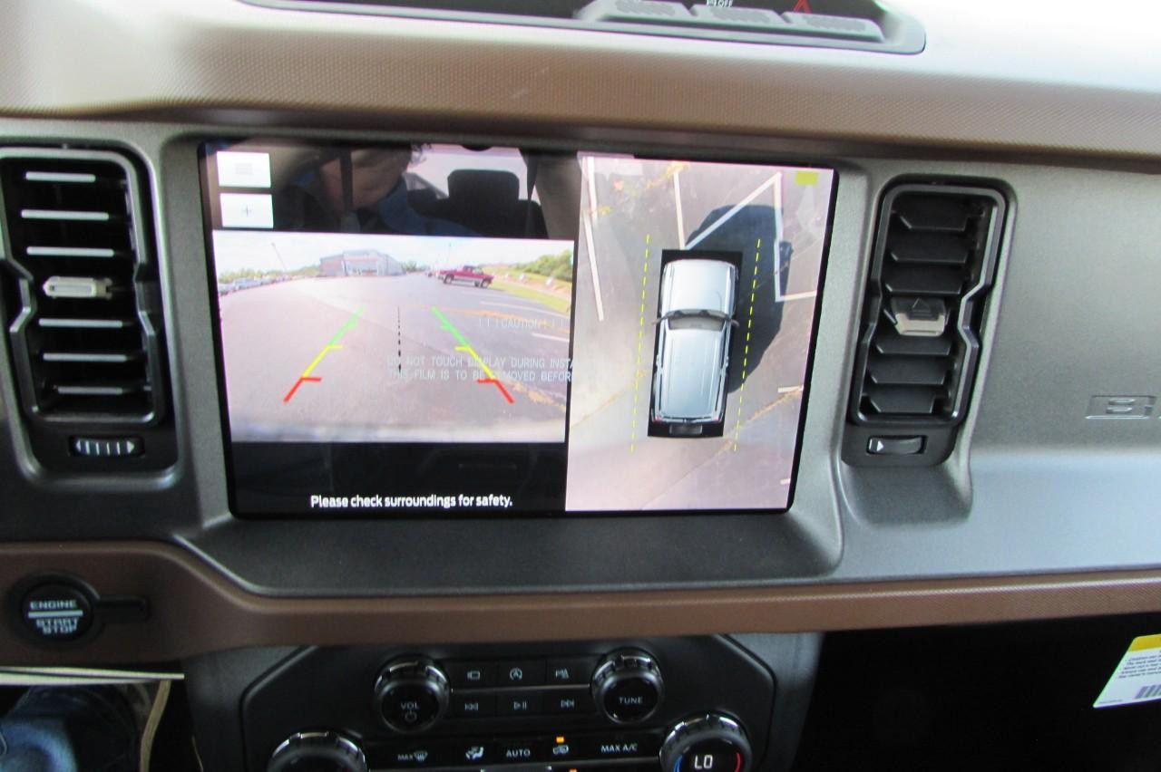 2024 Shadow Black Ford Bronco Outer Banks 4X4 SUV