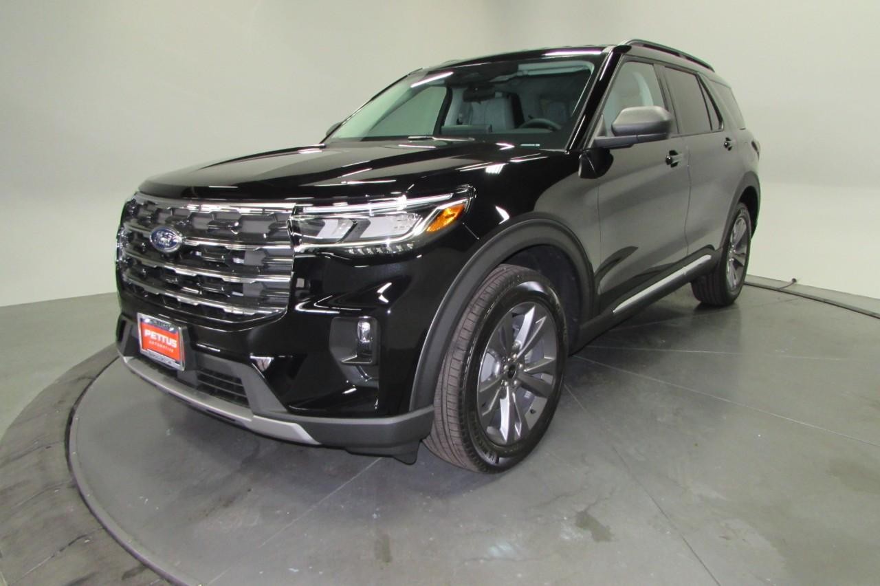 2025 Agate Black Metallic Ford Explorer Active 4X4 SUV