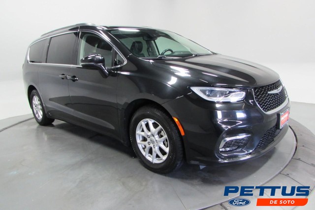 more details - chrysler pacifica