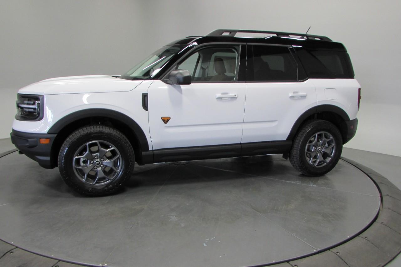 2024 Ox White Ford Bronco Sport Badlands 4X4 SUV