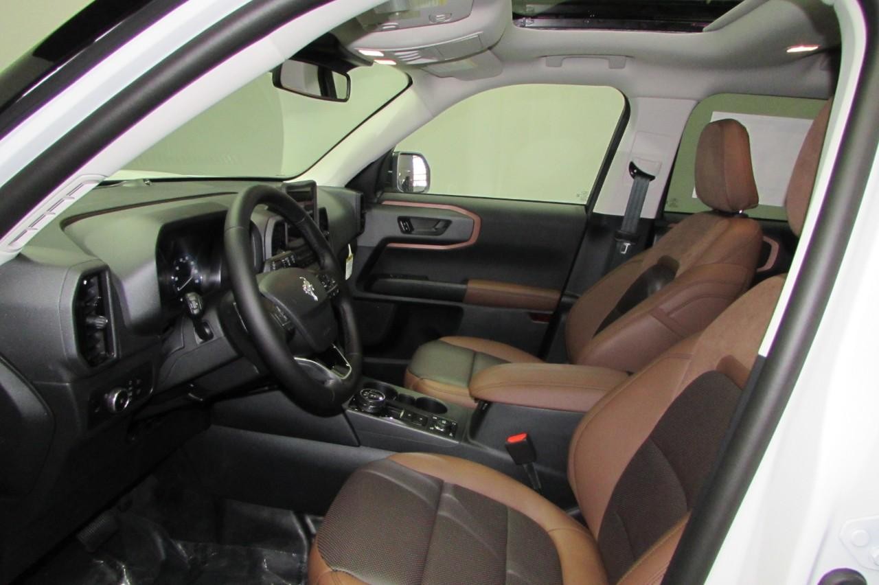 2024 Ox White Ford Bronco Sport Badlands 4X4 SUV