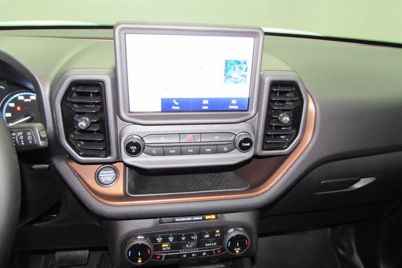 2024 Ox White Ford Bronco Sport Badlands 4X4 SUV