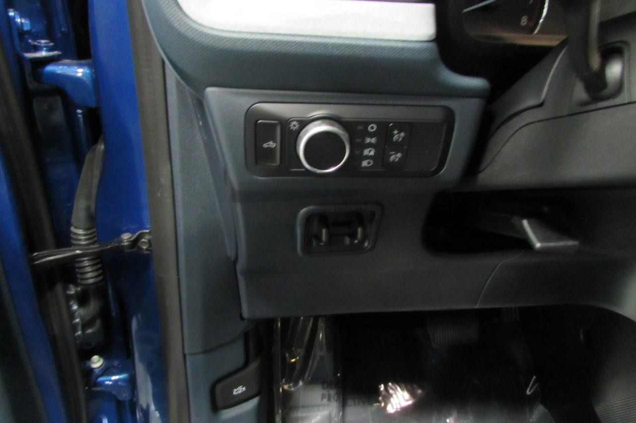 2024 Atlas Blue Metallic Ford Maverick XLT AWD Truck
