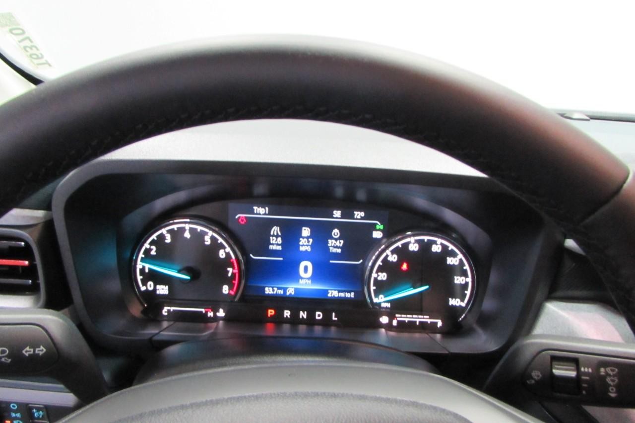 2024 Atlas Blue Metallic Ford Maverick XLT AWD Truck