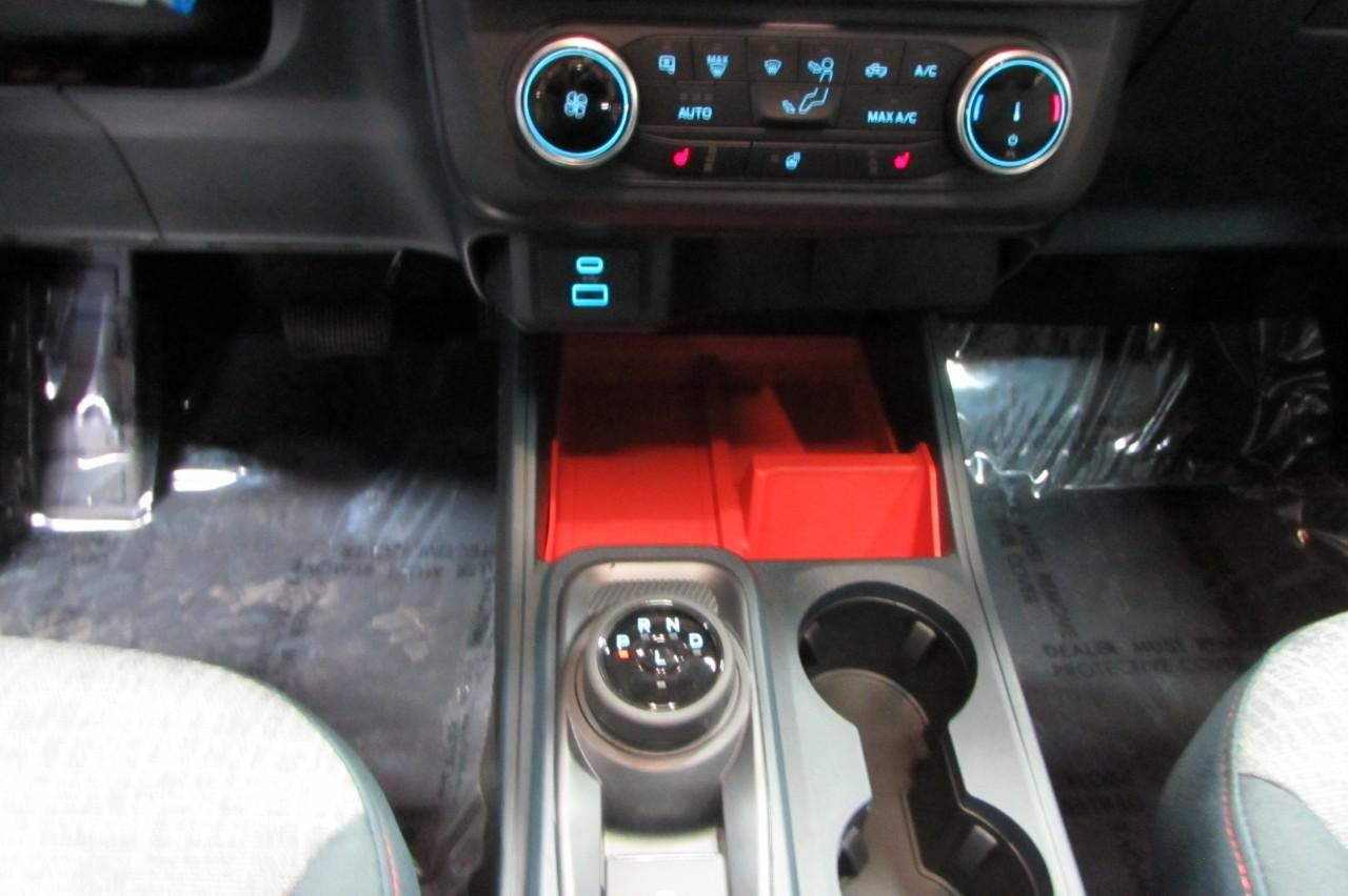 2024 Atlas Blue Metallic Ford Maverick XLT AWD Truck